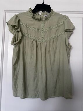🌹Light Sage Ruffle-Yoke Flutter Sleeve Blouse